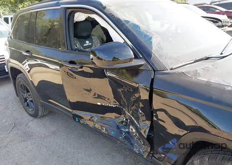 2025 Jeep Grand Cherokee Laredo/Altitude from USA, damaged, VIN 1C4RJHAG7SC296280